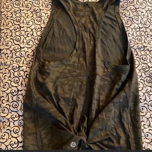 Lululemon open back tide up Camo top